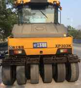 膠輪